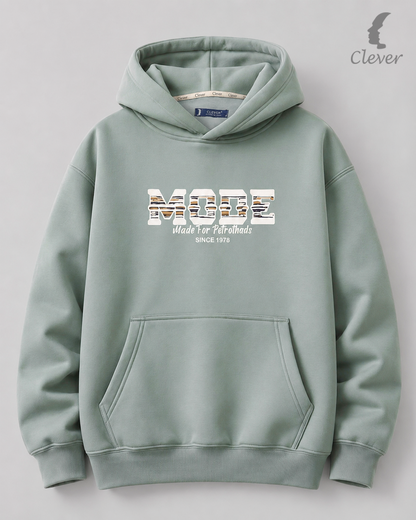 Hoodie with a prominent "MODE" print - mint